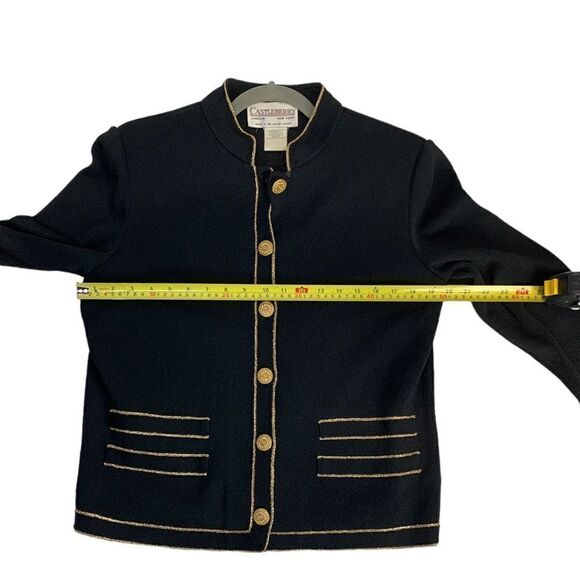 VINTAGE Castleberry Chanel Like Gold Button Knit Jacket - Picture 8 of 9